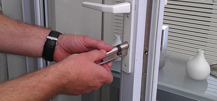 Commercial Door Lock Repair in Thousand Oaks